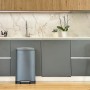 Cubo de basura Kitchen Move Gris Acero Inoxidable