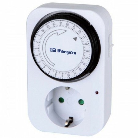 Enchufe con programador analógico Orbegozo PG 02