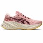 Baskets Asics Novablast 3 Rose Saumon