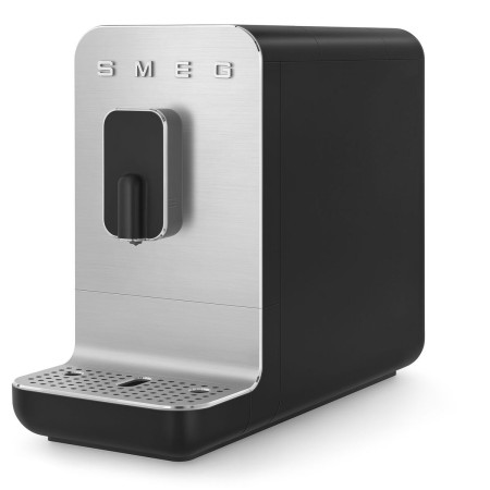 Cafetera Superautomática Smeg BCC01BLMEU