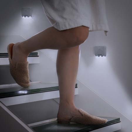 Lampe LED avec Capteur de Mouvement Lumtoo InnovaGoods 2 Unités (Reconditionné A+)